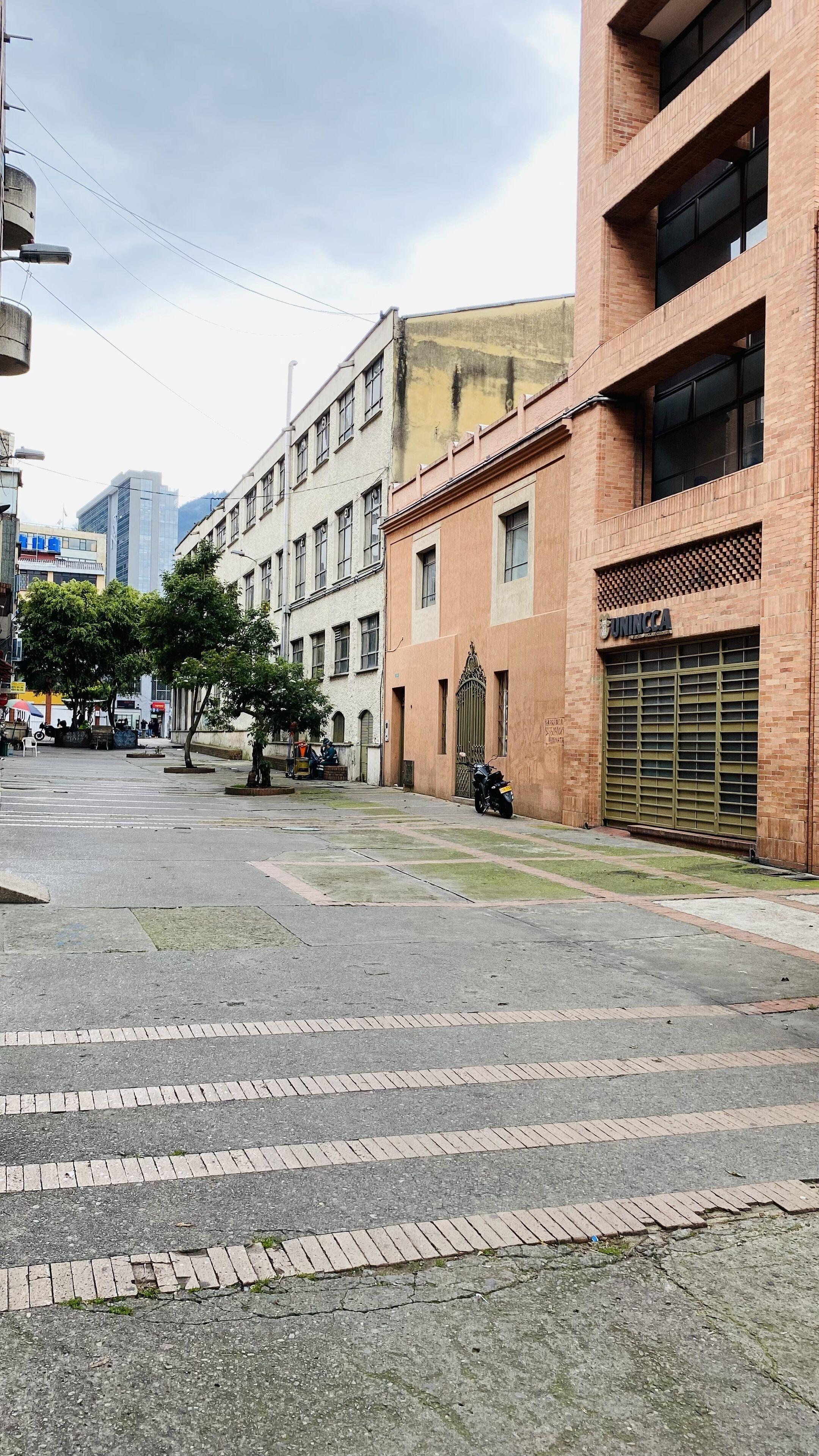 Hotel Suites Centro Internacional - Bogota — Fotos 1